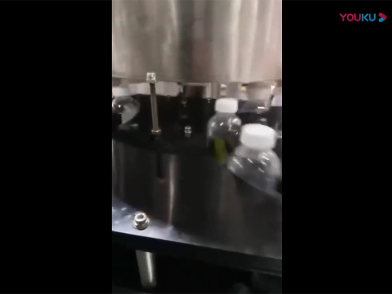 电解质水的出产现场